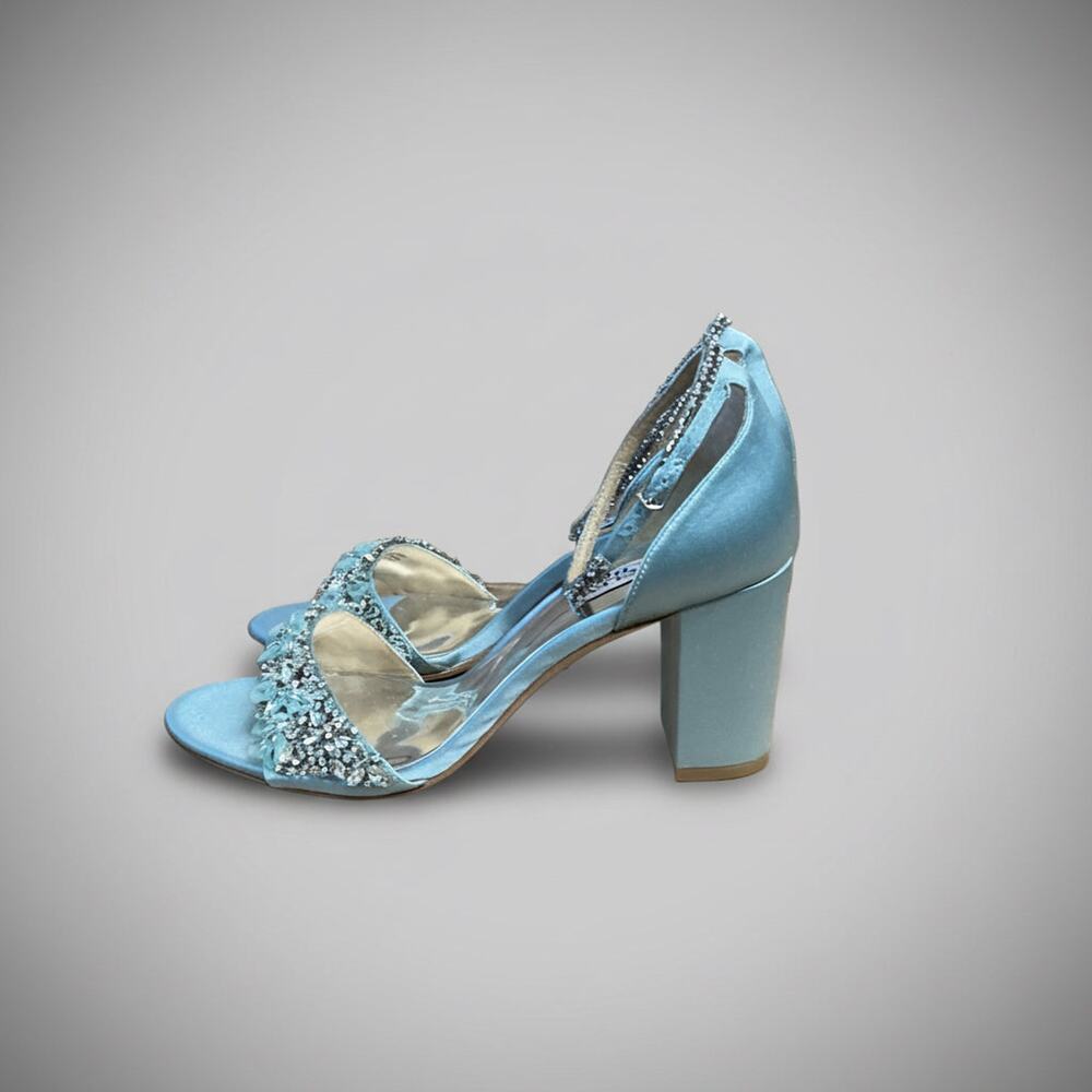 Badgley Mishka pale blue satin & rhinestone Finesse heel, Size 8.5, BRAND NEW!